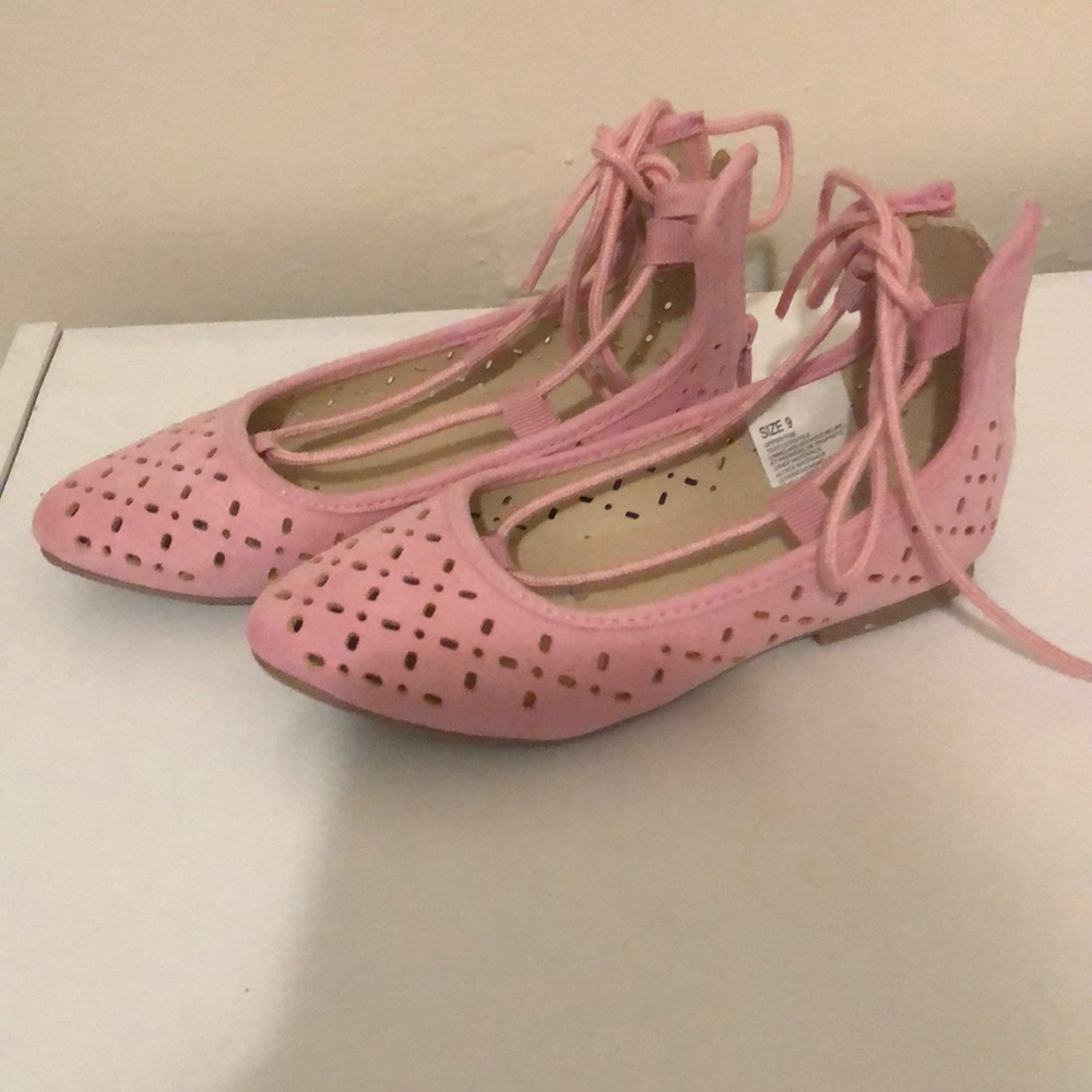 Pink Gymboree lace up flat shoes size 9c